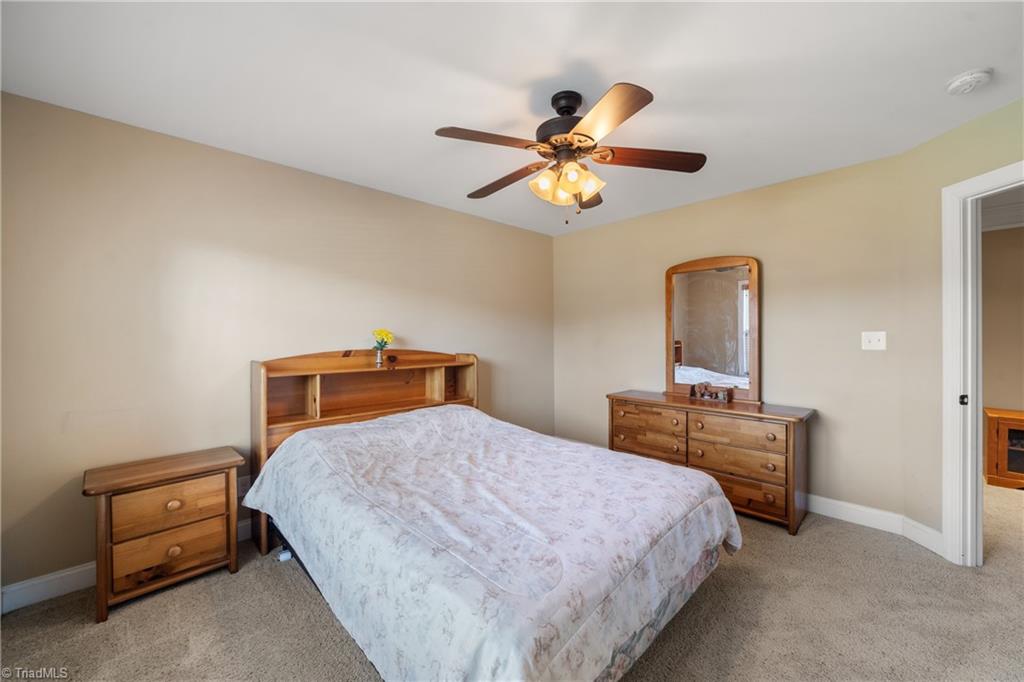 Kernersville, North Carolina 27284, United States, 4 Bedrooms Bedrooms, ,3 BathroomsBathrooms,Residential,Active,228296