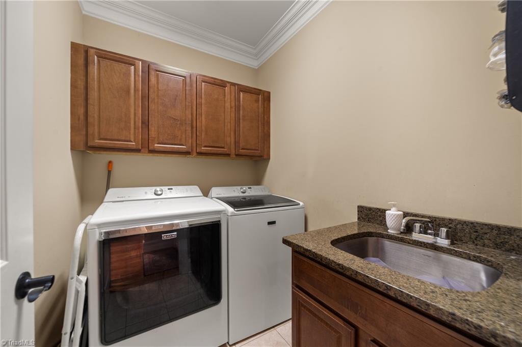 Kernersville, North Carolina 27284, United States, 4 Bedrooms Bedrooms, ,3 BathroomsBathrooms,Residential,Active,228296