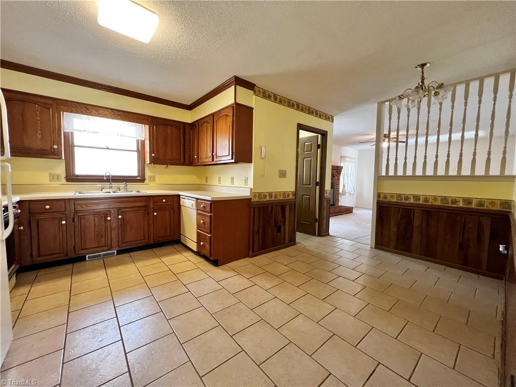 3806 Bentbrook Drive