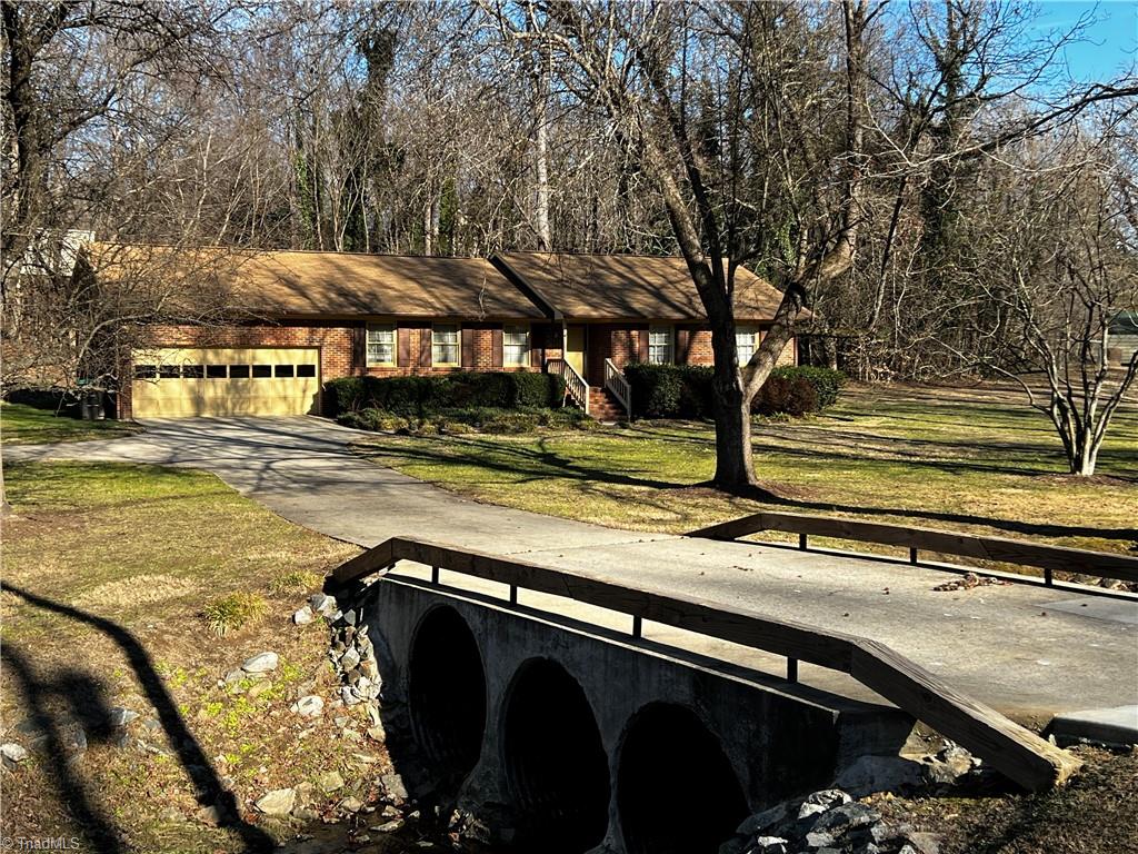 3806 Bentbrook Drive