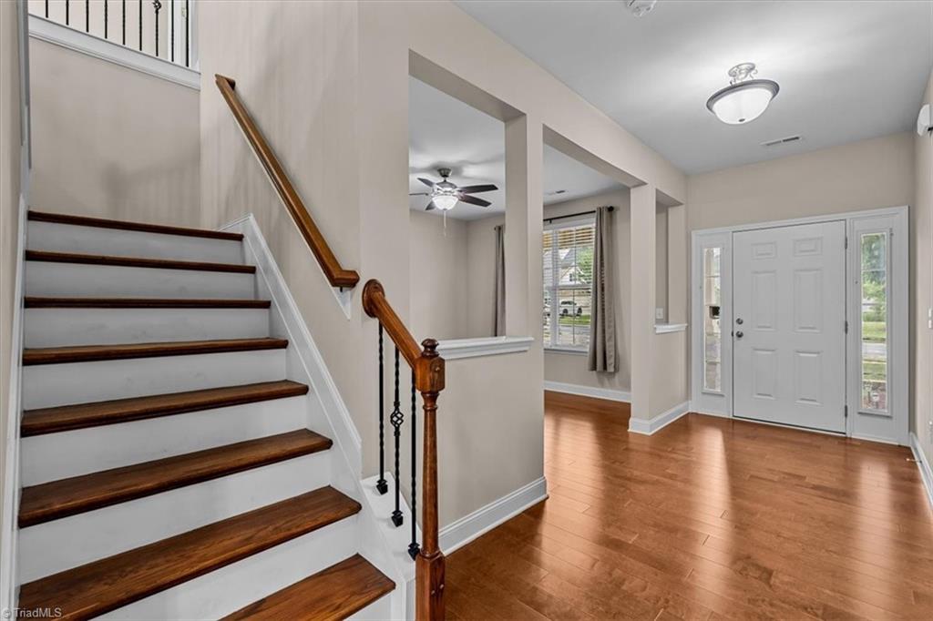 Photo of 3694 Vestavia Drive, Kernersville, NC 27284 (MLS # 1236746)