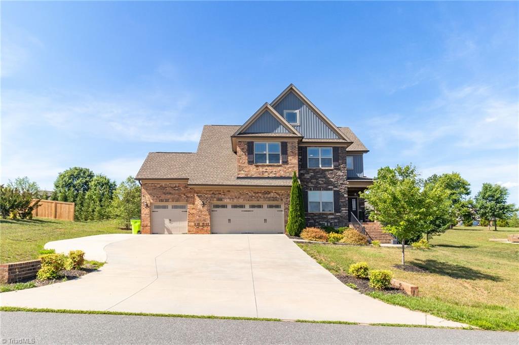8104 Ridgeback Court