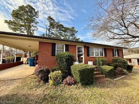 A home in Ramseur