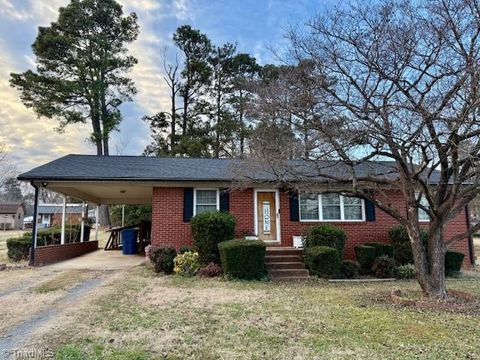 A home in Ramseur