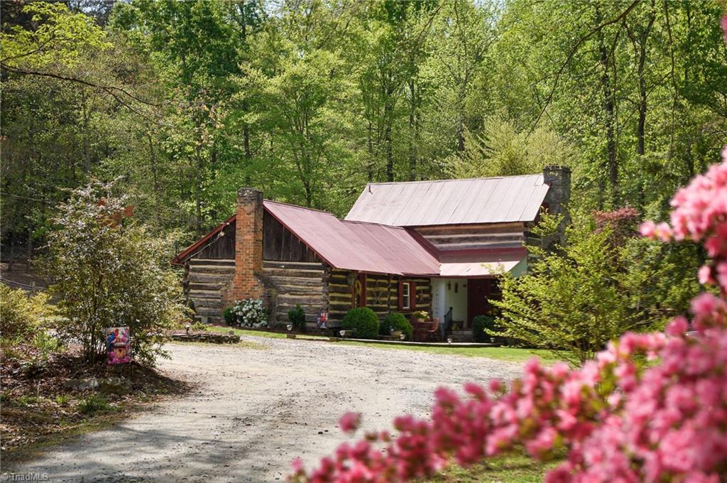 7198 Spring Hill Road