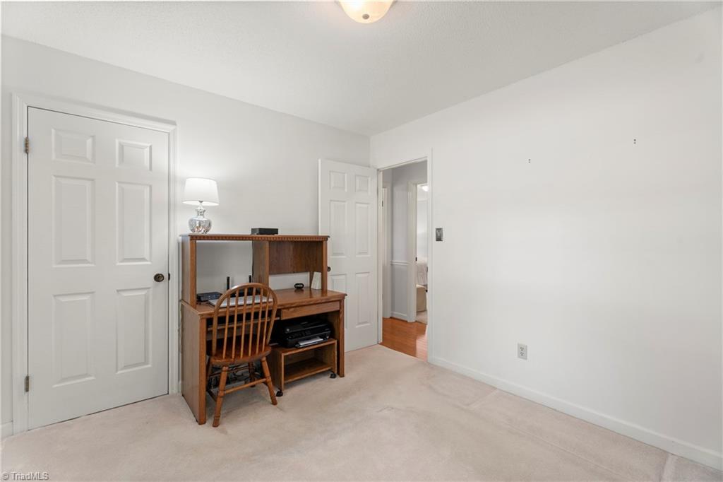 Winston-Salem, North Carolina 27107, United States, 3 Bedrooms Bedrooms, ,2 BathroomsBathrooms,Residential,Pending,209262