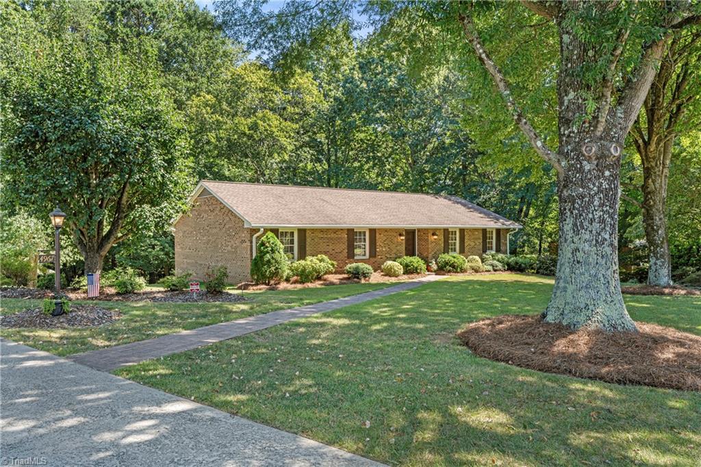 Winston-Salem, North Carolina 27107, United States, 3 Bedrooms Bedrooms, ,2 BathroomsBathrooms,Residential,Pending,209262