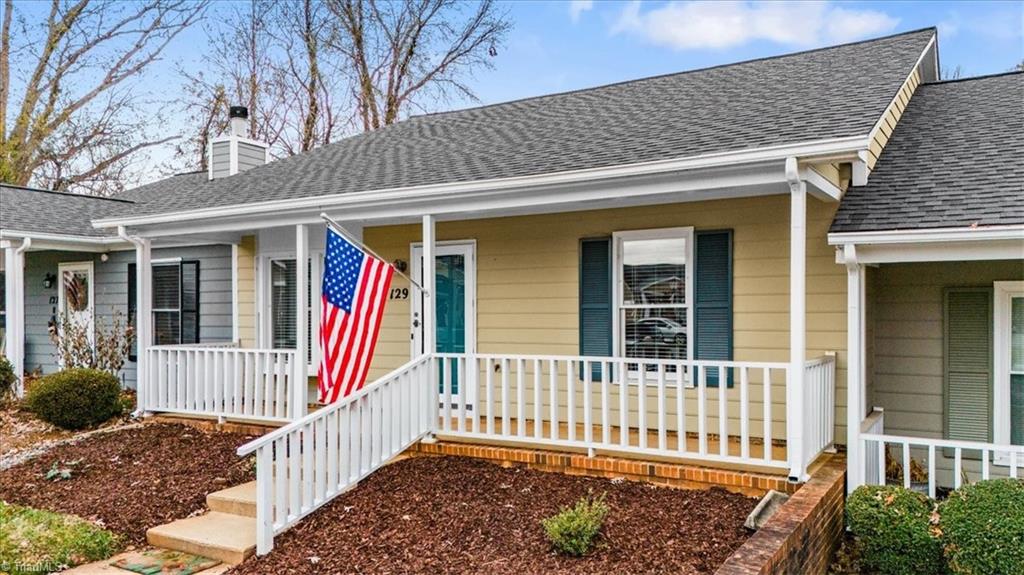 814 Guilford College Road 129