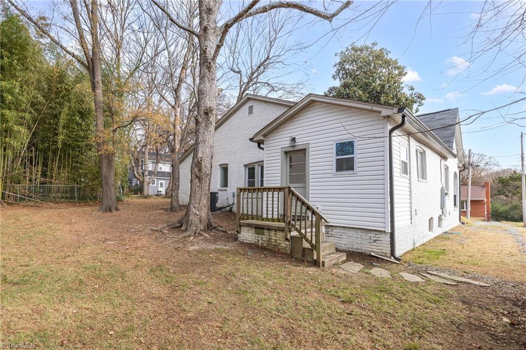 High Point, North Carolina 27262, United States, 3 Bedrooms Bedrooms, ,2 BathroomsBathrooms,Residential,Active,248927