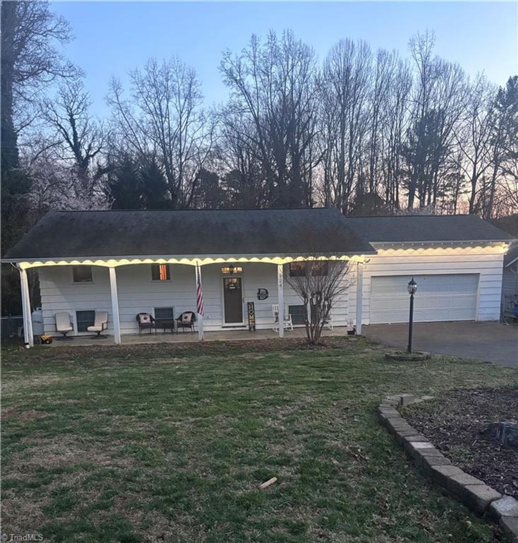 Photo of 524 mark Lane, North Wilkesboro, NC 28659 (MLS # 1212022)