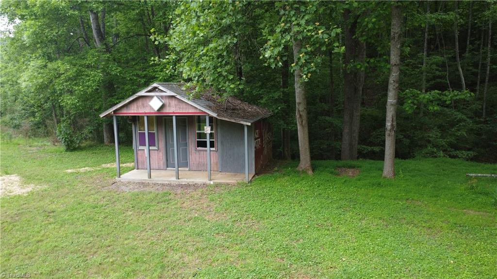 1894 Turner Mountain Road, Mount Airy, North Carolina image 5