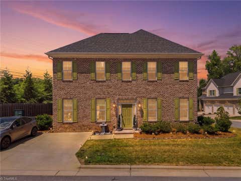 Homes For Sale - 2 Gingerly Way<br/> Greensboro, NC 27455