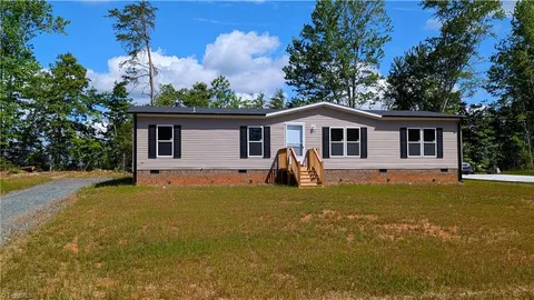 MLS: 1180640