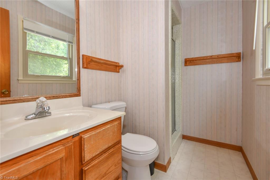 Gibsonville, North Carolina 27249, United States, 4 Bedrooms Bedrooms, ,3 BathroomsBathrooms,Residential,Active,170759