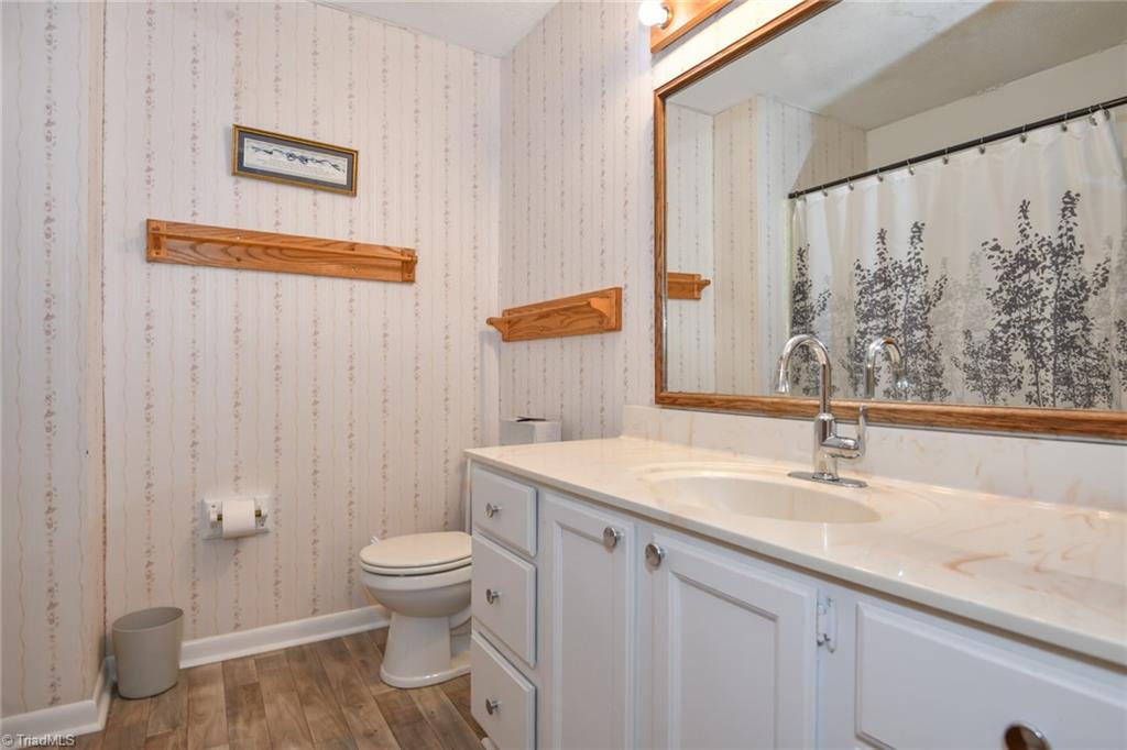 Gibsonville, North Carolina 27249, United States, 4 Bedrooms Bedrooms, ,3 BathroomsBathrooms,Residential,Active,170759