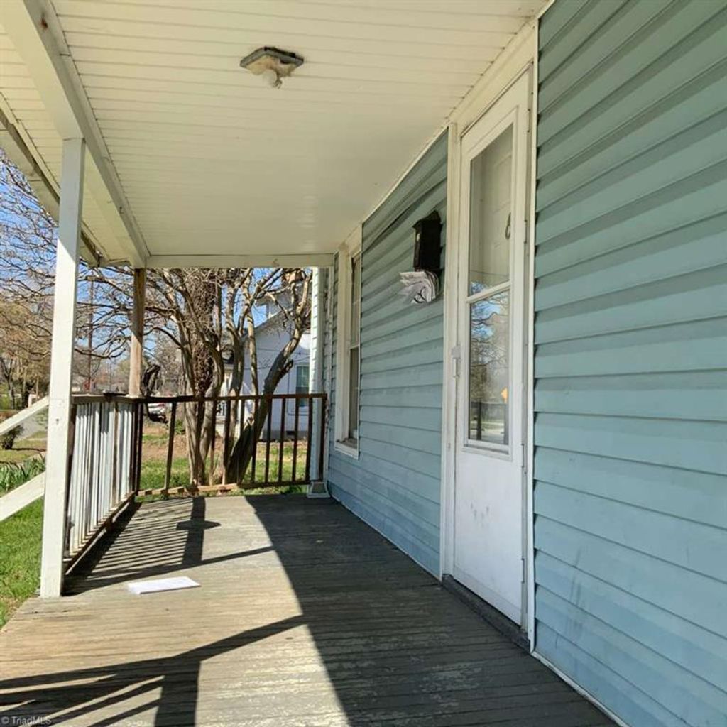 Photo of 845 E Devonshire Street, Winston-Salem, NC 27103 (MLS # 1213120)