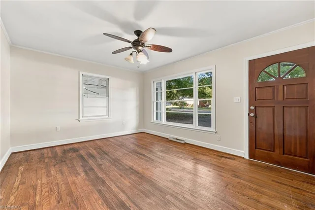 132 Randolph Street, photo 2 of 19