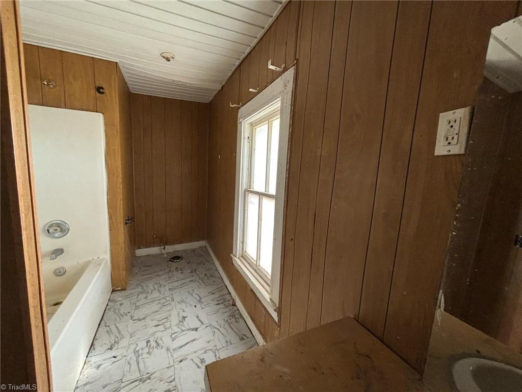 2675 Simpson Mill Road, Mount Airy, North Carolina image 18