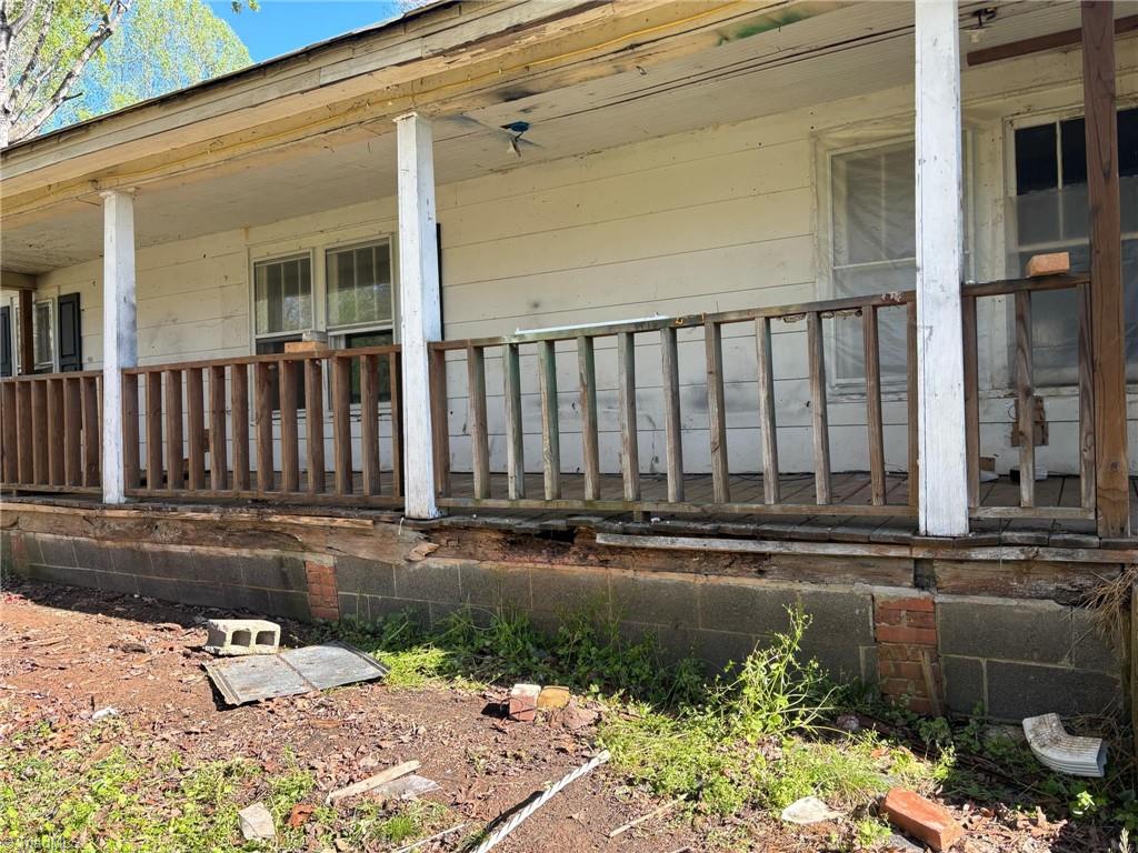 2675 Simpson Mill Road, Mount Airy, North Carolina image 4