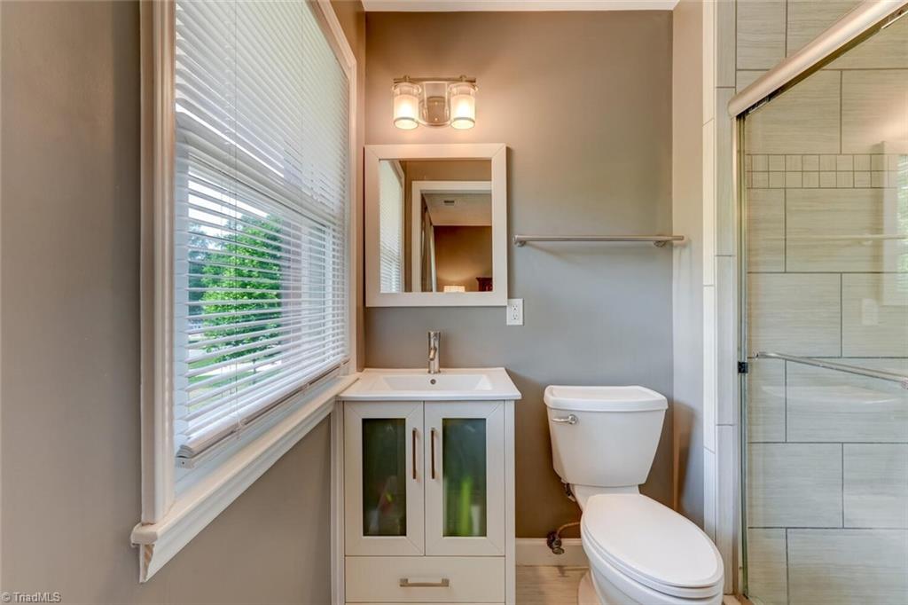 1274 Candlewood Drive, Elon, North Carolina image 26