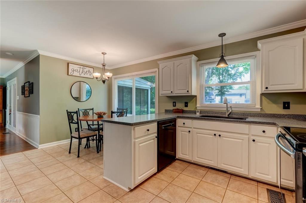 1274 Candlewood Drive, Elon, North Carolina image 19