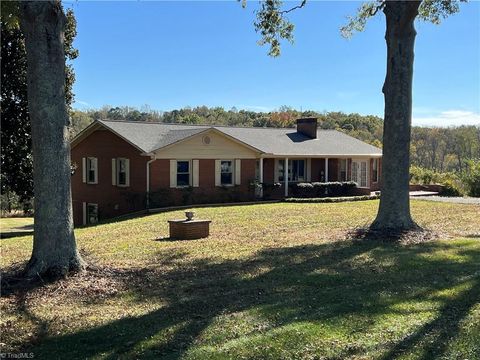 A home in Pilot Mountain