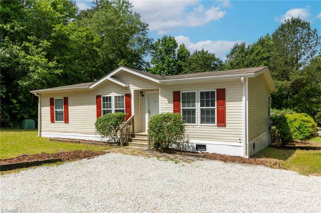2314 Pine Grove Church Road, Eagle Springs, North Carolina image 1
