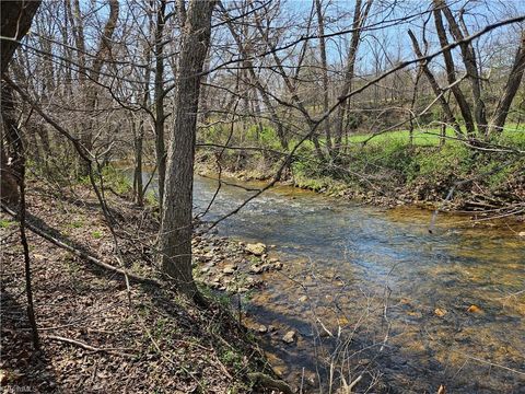 Vacant Land For Sale - 1827 Willis Gap Road #104<br/> Patrick County, Ararat, VA 24053
