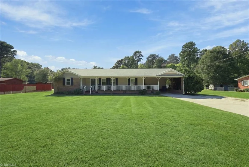 5325 Old Greensboro Road, photo 1 of 34