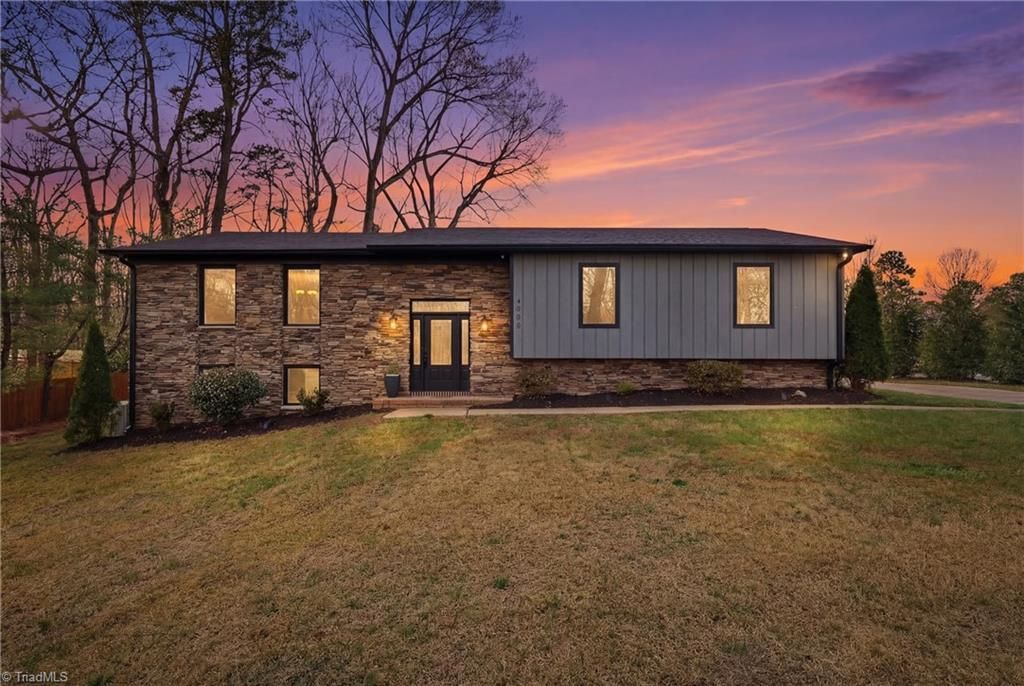 Photo of 4900 Forest Oaks Drive, Greensboro, NC 27406 (MLS # 1212273)