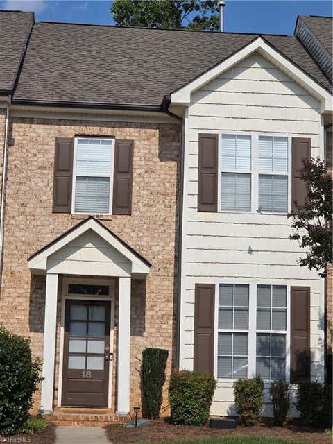 Townhouse For Sale - 18 Rhododendron Drive<br/> Guilford County, Greensboro, NC 27455