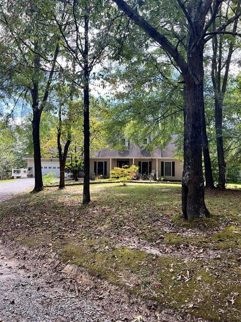 A home in Mount Airy