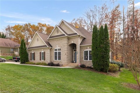 A home in Stokesdale