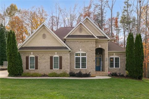 A home in Stokesdale