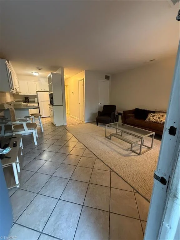 1107 Robin Hood Road Unit M, photo 5 of 14