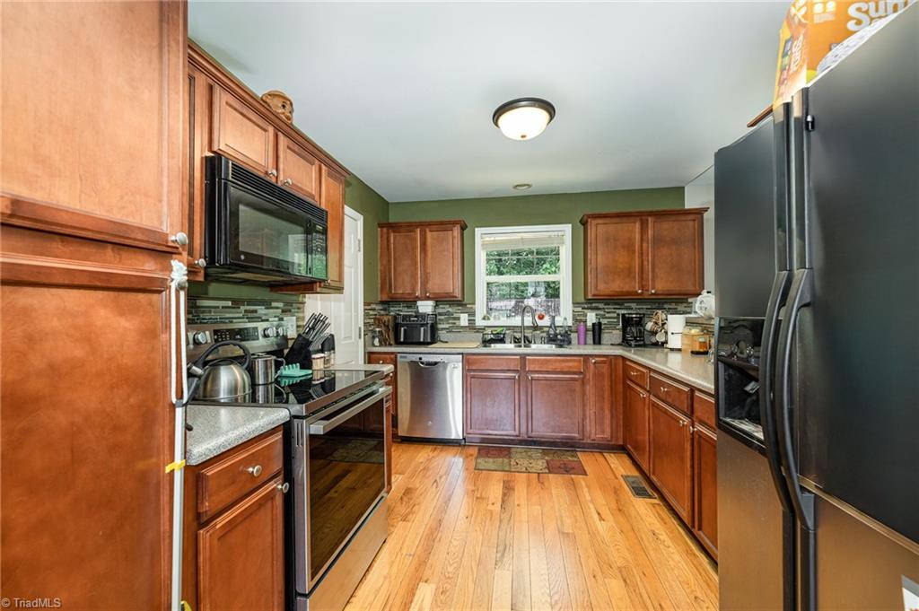 5815 Huffine Ridge Drive, Gibsonville, North Carolina image 7