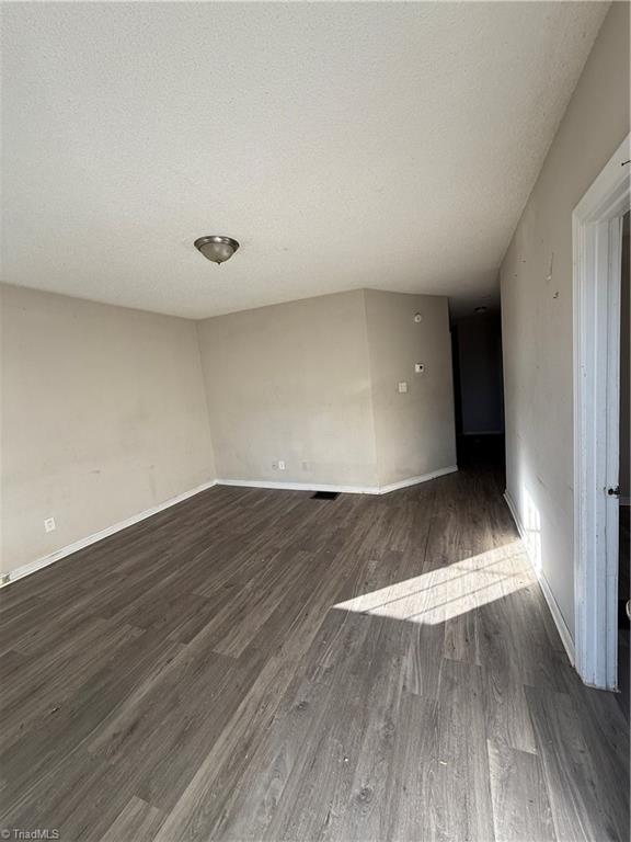 114 N Jackson Avenue