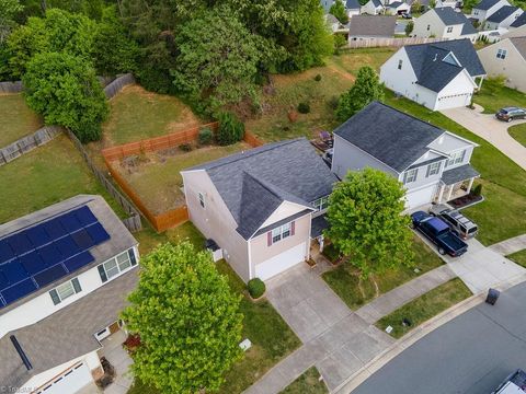 A home in Kernersville