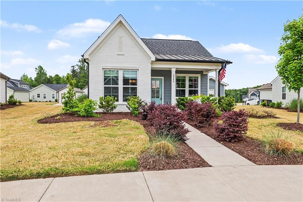 Photo of 3904 Lundin Drive, Greensboro, NC 27407 (MLS # 1218926)