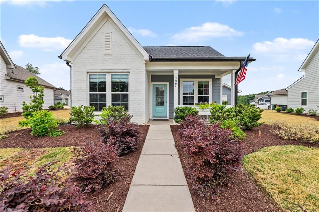 Photo of 3904 Lundin Drive, Greensboro, NC 27407 (MLS # 1218926)