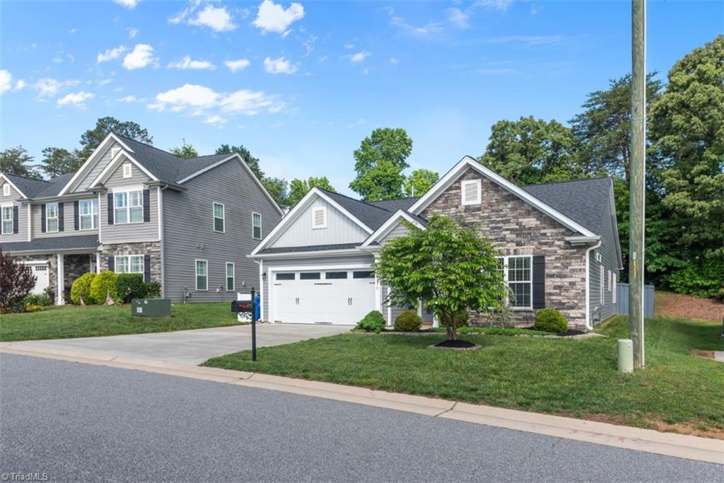 4572 River Gate Drive, Clemmons, North Carolina image 4