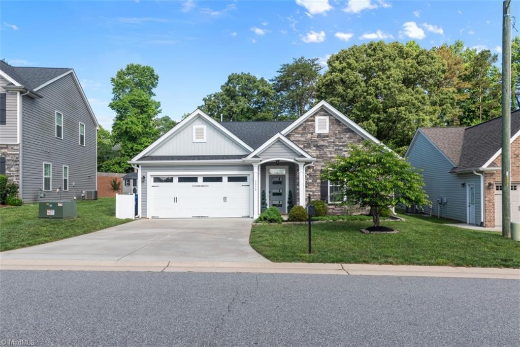 4572 River Gate Drive, Clemmons, North Carolina image 2