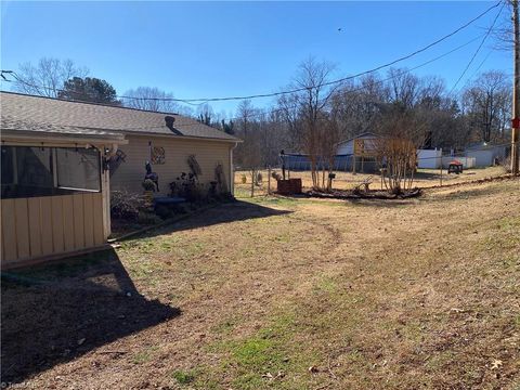 A home in Kernersville