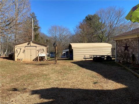 A home in Kernersville