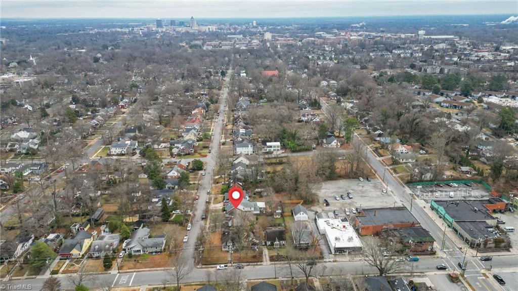 Greensboro, North Carolina 27403, United States, 3 Bedrooms Bedrooms, ,2 BathroomsBathrooms,Residential,Pending,5140