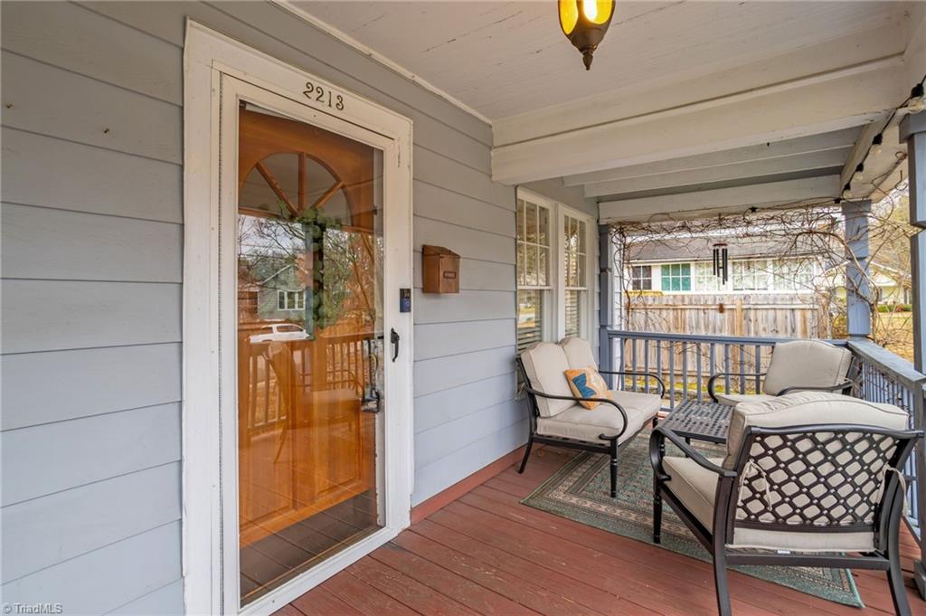 Greensboro, North Carolina 27403, United States, 3 Bedrooms Bedrooms, ,2 BathroomsBathrooms,Residential,Pending,5140