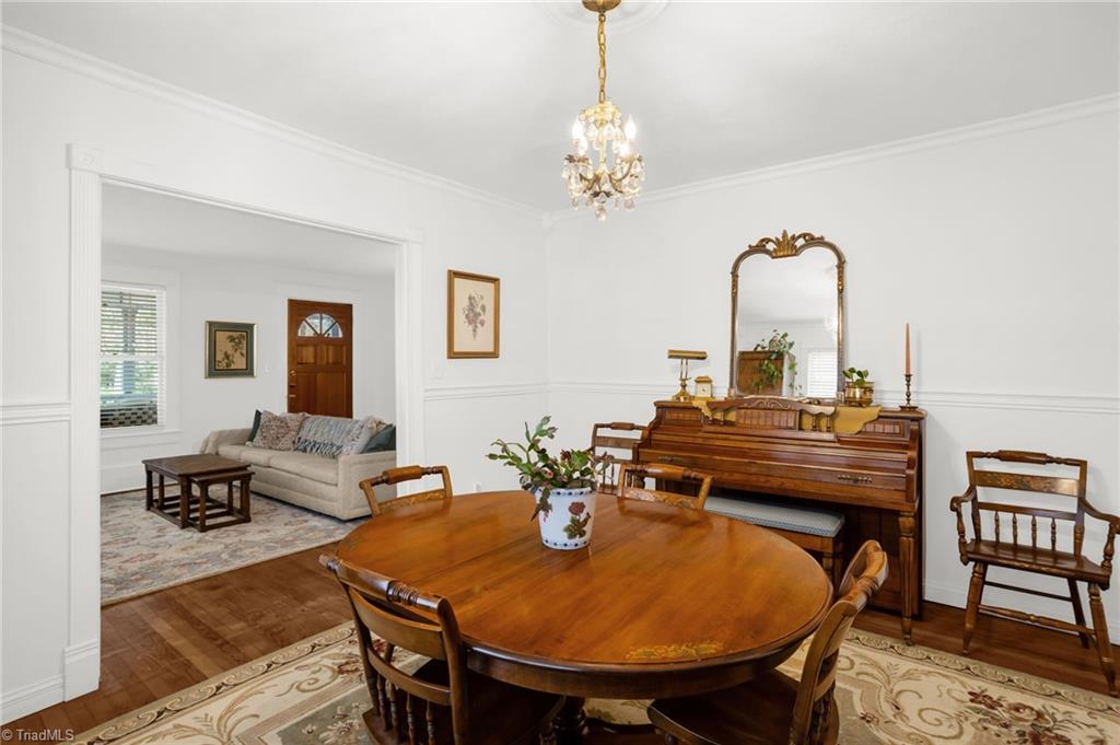 Greensboro, North Carolina 27403, United States, 3 Bedrooms Bedrooms, ,2 BathroomsBathrooms,Residential,Pending,5140