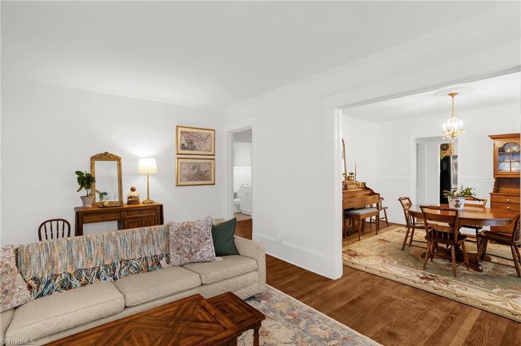 Greensboro, North Carolina 27403, United States, 3 Bedrooms Bedrooms, ,2 BathroomsBathrooms,Residential,Pending,5140