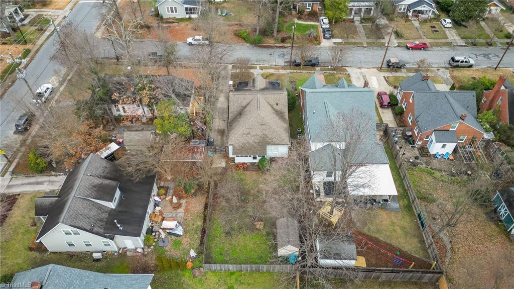 Greensboro, North Carolina 27403, United States, 3 Bedrooms Bedrooms, ,2 BathroomsBathrooms,Residential,Pending,5140