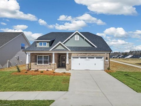 Homes For Sale - 1122 Nantucket Drive #LOT 75<br/> Mebane, NC 27302